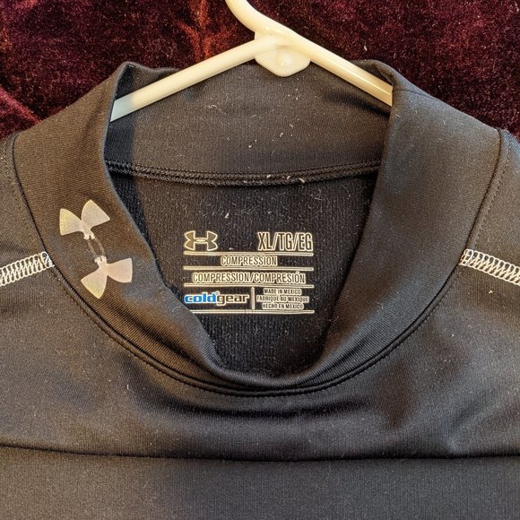 Under Armour Long Sleeve Bundle, XL, 3 Items - Picture 10 of 10